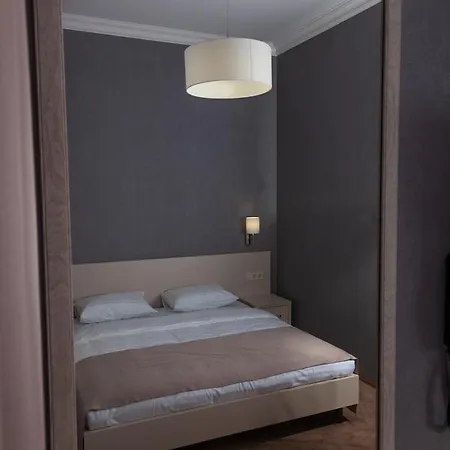 Benefit Boutique Hotel אורחן 4*