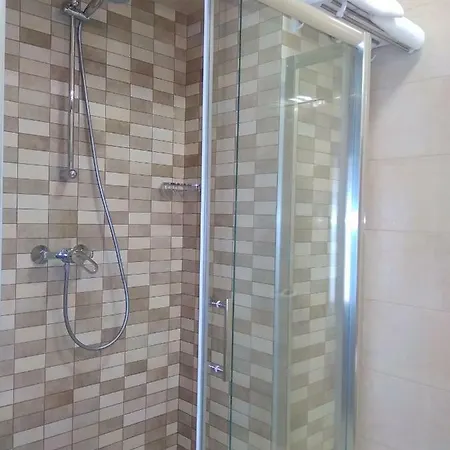 Benefit Boutique Hotel אורחן אודסה