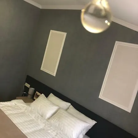אורחן Benefit Boutique Hotel 4*