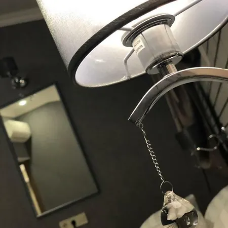 Benefit Boutique Hotel אודסה