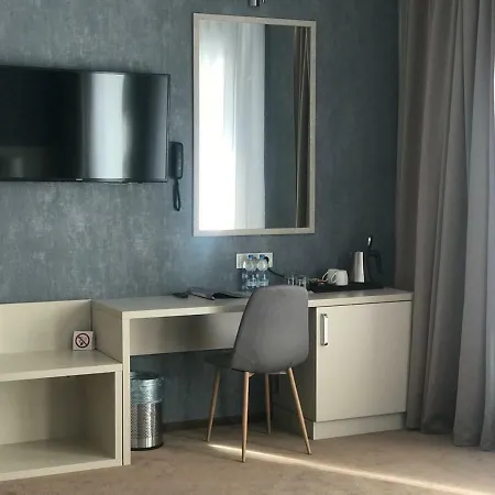 Benefit Boutique Hotel אורחן 4*