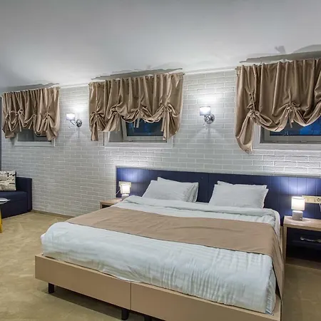 Benefit Boutique Hotel אודסה