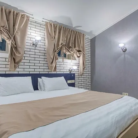 Benefit Boutique Hotel אורחן
