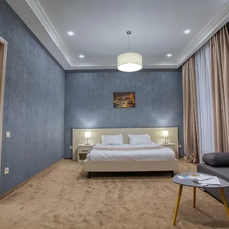 Benefit Boutique Hotel אודסה